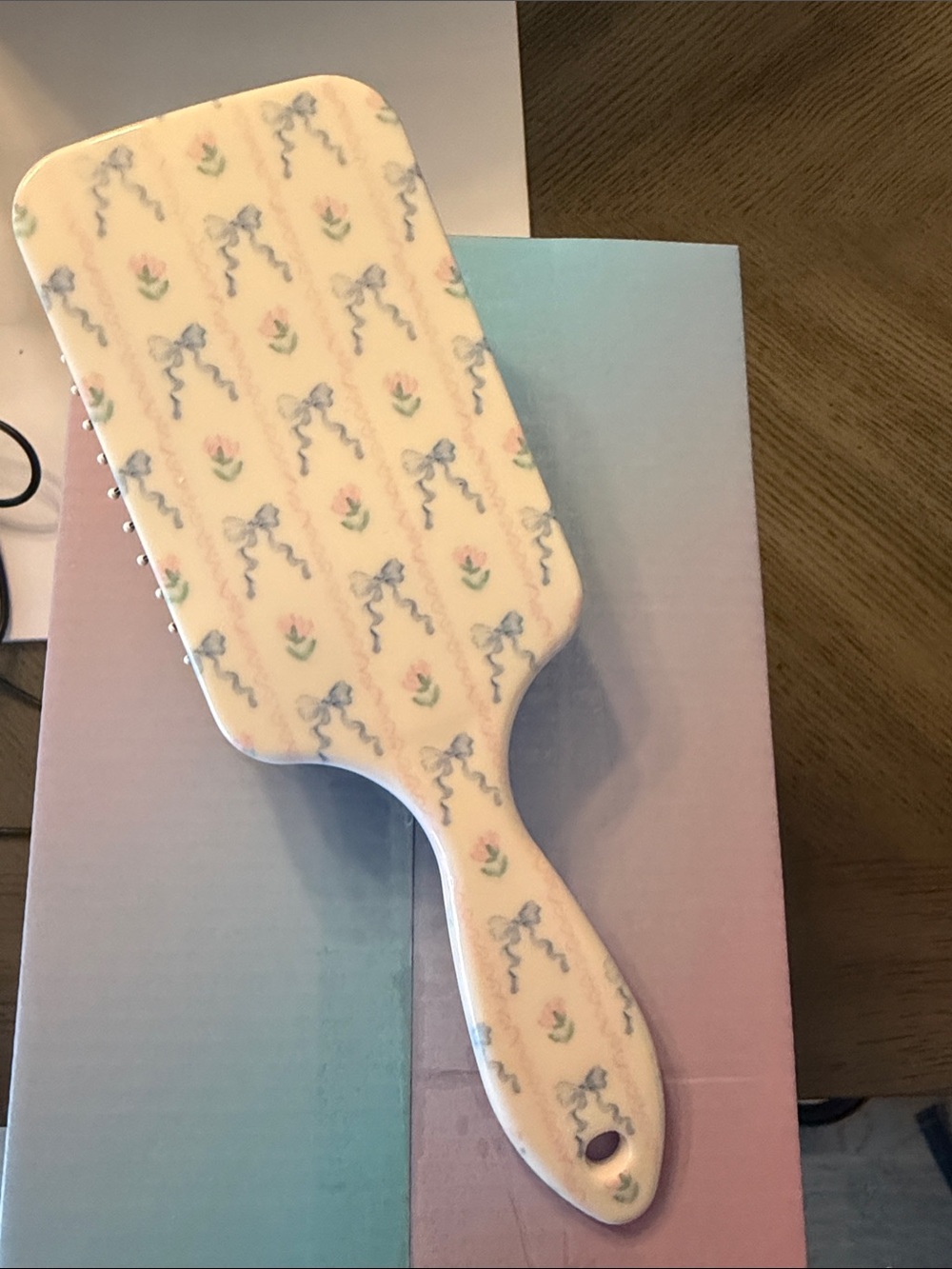Decorative Floral Pattern Paddle Brush - Pastel Blue & Pink